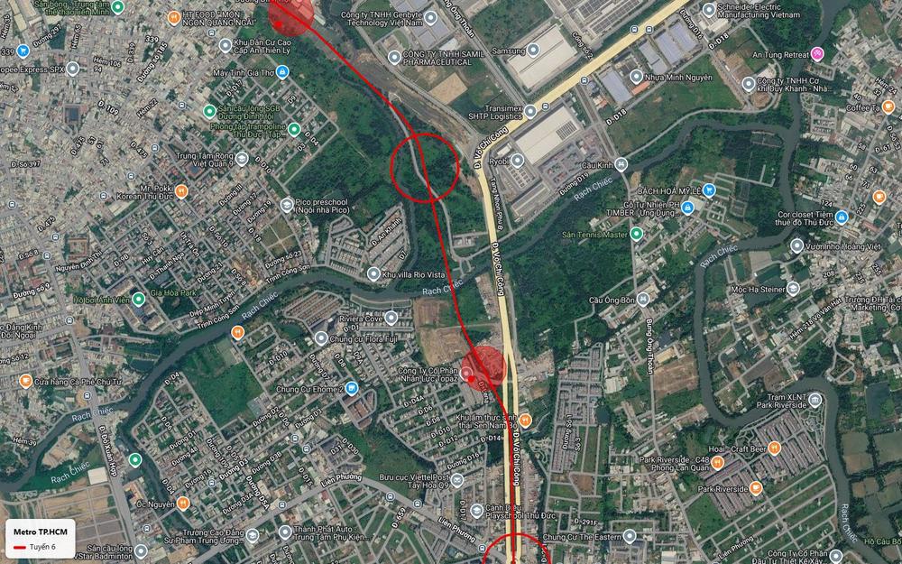Tuyến metro số 6 chạy giữa dải nước rạch Chiếc và đại lộ Võ Chí Công đoạn Phước Long Phú Hữu Thủ Đức