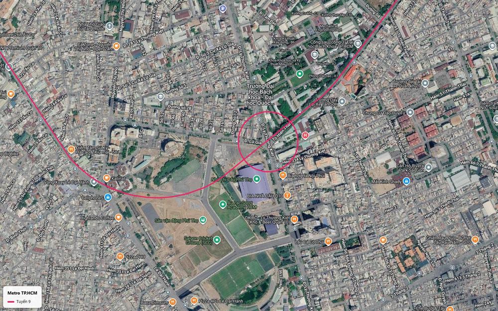 Nhà ga tuyến metro số 9 tại giao Lữ Gia và Lý Thường Kiệt cạnh Nhà thi đấu Phú Thọ, sân vận động Phú Thọ